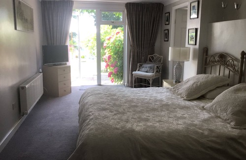 Claverton Bed & Breakfast | Spinneycross