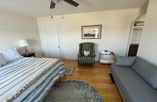 Phippsburg House | Spinneys Guesthouse & Beach Cottages