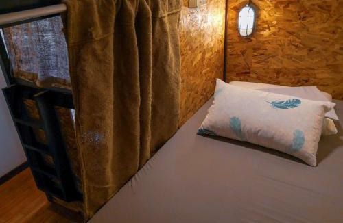 Tagbilaran Hostel | Spinning Cat Hostel