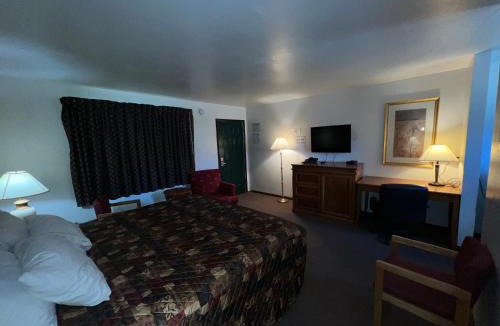 Baraboo Hotel | Spinning Wheel Motel