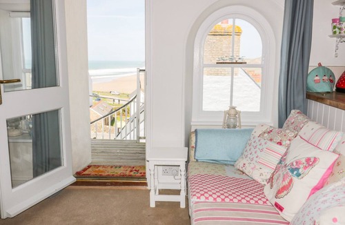 Perranporth Cottage | Spiral View