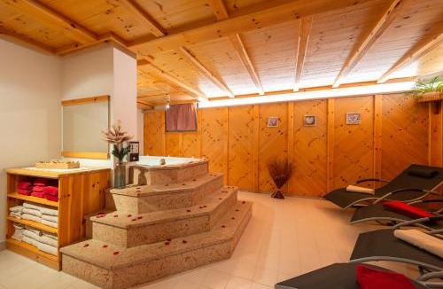 Penia Hotel | Spires Hotel