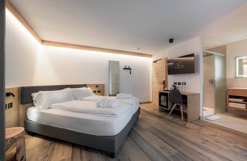 Penia Hotel | Spires Hotel