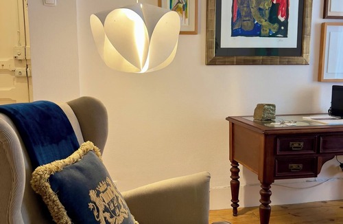 Alfama Apartment | Spirit of Art - A Modern Artistic House in Historic Alfama