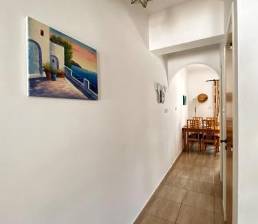 Universal Apartment | Spitaki
