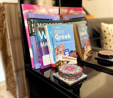 Universal Apartment | Spitaki