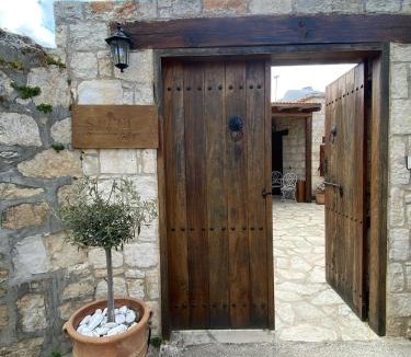 Kathikas House | SPITI Calliope