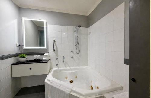 Sapphire Beach Apartment | Splash at Sapphire - Pet Friendly, Resort Pool