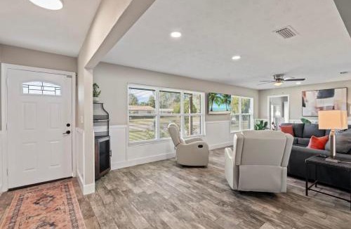 Southside House | Splash Haven - Team Joseph Ellen