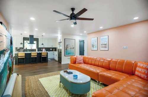Tempe House | Splash House: Heated Pool | Big Backyard | Game/Arcade Room | Perfect for Groups