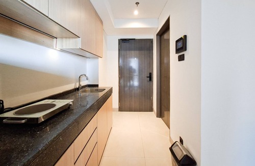 Pagedangan Apartment | Splendid 1Br At Carstensz Residence