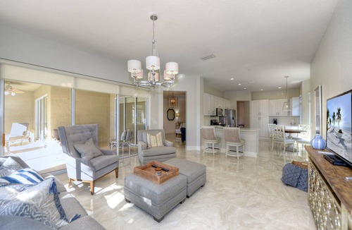 Naples Condo | Splendid 3 bedrooms, three Bathroom luxury condo , in Fiddler's Creek Naples, Fl