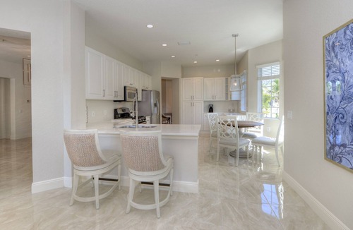 Naples Condo | Splendid 3 bedrooms, three Bathroom luxury condo , in Fiddler's Creek Naples, Fl