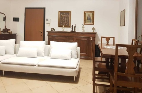 Comasina Apartment | SPLENDID APARTMENT