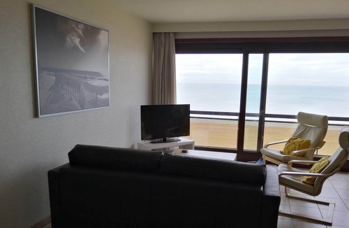 Koksijde-Bad Apartment | Splendid apartment on the dike with large terrace on the fifth floor