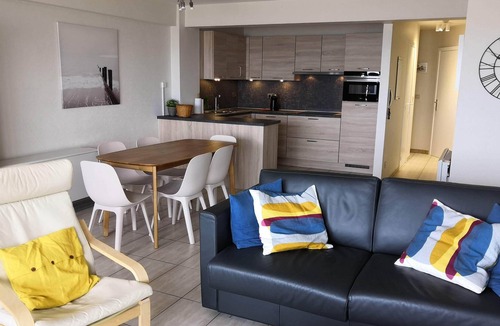 Koksijde-Bad Apartment | Splendid apartment on the dike with large terrace on the fifth floor