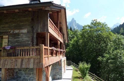 Manigod Ski Chalet | Splendid authentic chalet in the heart of a preserved valley