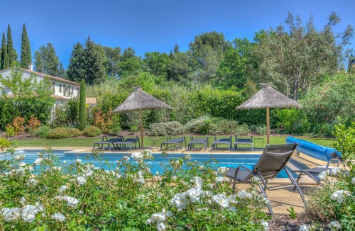 St.-Remy-de-Provence Villa | Splendid ac villa with heated pool in Saint rémy de provence