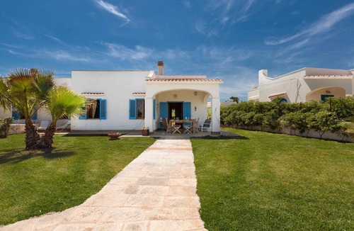 Villanova Villa | Splendid Ostuni Villa | 3 Bedrooms | Villeta Tisbe | Sea Views