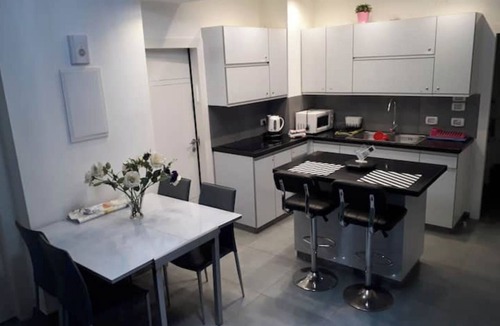 Bayit VeGan House | Splendid renovated 3-room apartment WIFI A/C terrace