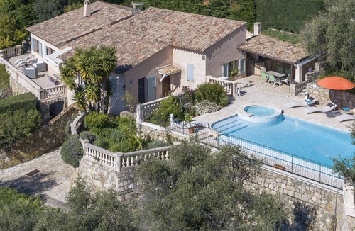 Grasse Villa | Splendid Sea & Surrounding View! ☀ Quiet ♥ Private Heated Pool ★ Aircon