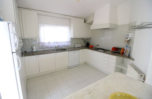 Praia da Luz Villa | Splendid Villa with Private Pool and superb Sea Views, near restaurants & beach