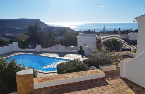 Praia da Luz Villa | Splendid Villa with Private Pool and superb Sea Views, near restaurants & beach