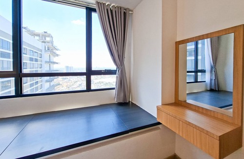 Panunggangan Utara Apartment | Splendid Warm Studio Room At Apartment Collins Boulevard
