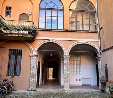 Parma City Centre Apartment | Splendido Loft Centro Storico Parma