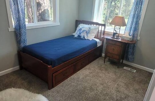 Thorpe Westwood Apartment | Spokane Chalet