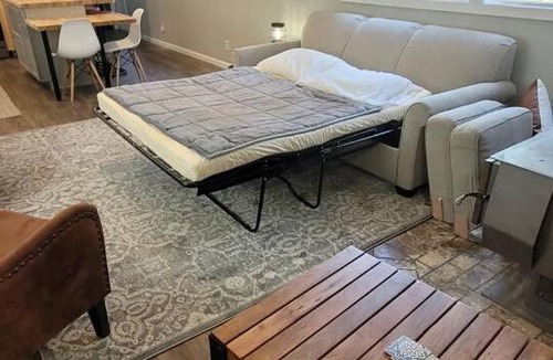 Thorpe Westwood Apartment | Spokane Chalet