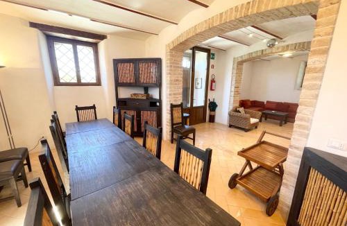 Spoleto Villa | Spoleto Tranquilita sleeps 16 with Wifi Pool Yoga Studio Gardens and Views