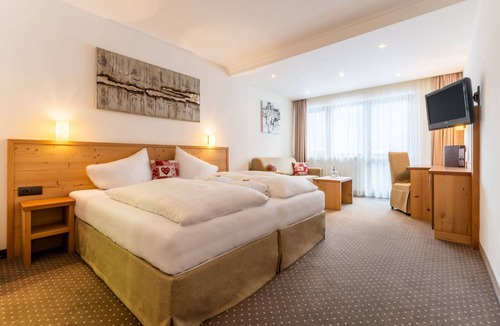 Medraz Hotel | Sporthotel Cristall