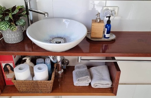 Mystery Bay House | Spotted Gum Retreat: cosy nest @ Mystery Bay