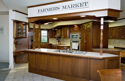 Narvon House | Sprawling Estate With Covered Bridge In Heart Of Lancaster County