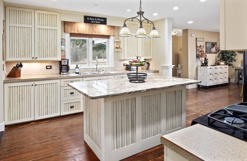 Bigfork House | Sprawling Retreat w/Game Room & Expansive Decks!