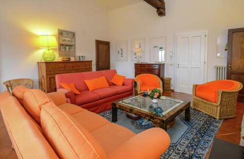 Tredozio Villa | Sprawling Villa with Breathtaking Views in Emilia-Romagna