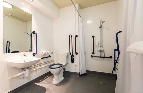 Cosford Hotel | Spread Eagle, Gailey by Marston's Inns