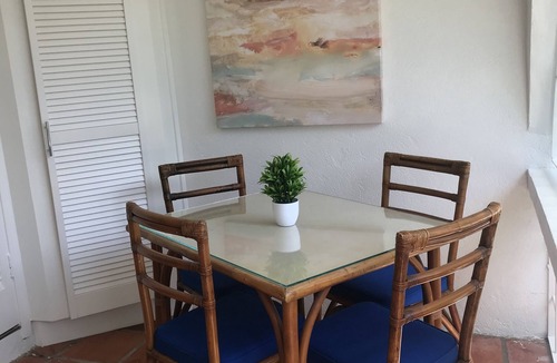 Sandy Lane Condo | Spring Bookings! Anidele Bliss - 1 BR near Beach/Pool ⭐️ In walkable Holetown.