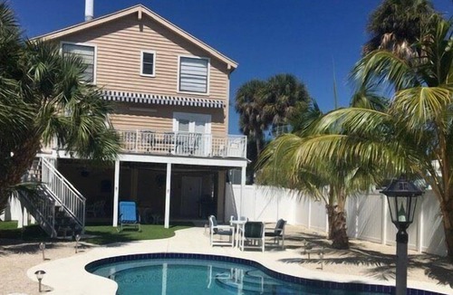 Anna Maria House | Spring Break by Duncan Real Estate