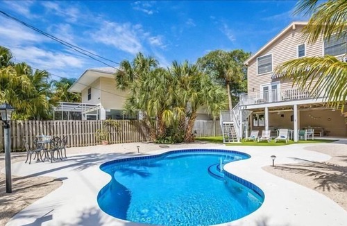 Anna Maria House | Spring Break by Duncan Real Estate