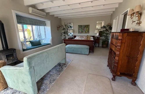 Nottingham Road Apartment | Spring Close Boutique Cottage Nottingham Road