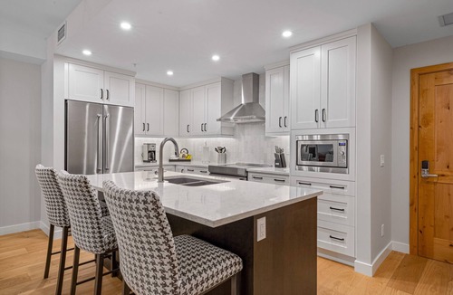 Canmore Condo | Spring Creek Vacations 1 BR Condo 205A