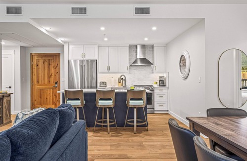Canmore Condo | Spring Creek Vacations 2 BR Premier Condo 113TM