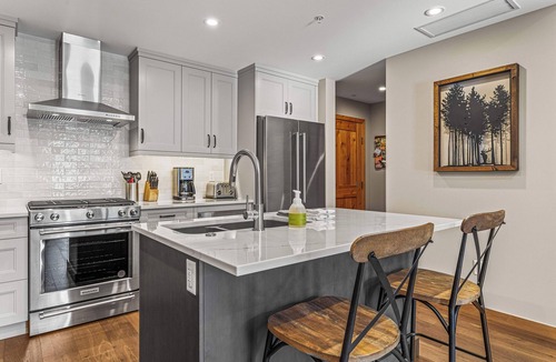 Canmore Condo | Spring Creek Vacations 1 BR Condo 305TM