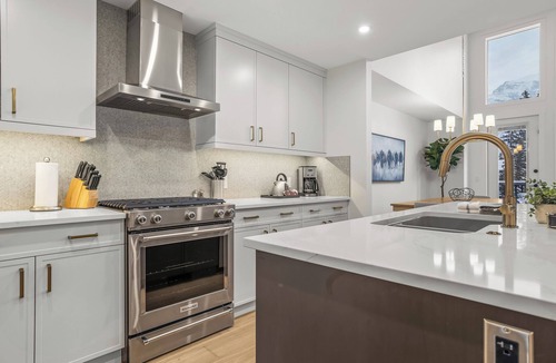 Canmore Villa | Spring Creek Vacations 4 BR Villa TMV12
