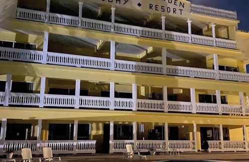 Reading Apartment | Spring Garden Mobay Resort