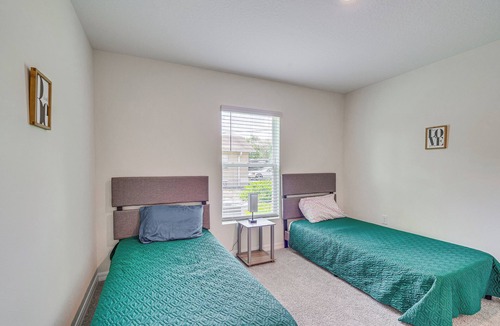 Spring Hill House | Spring Hill Retreat w/Patio & Yard, Near Kayaking