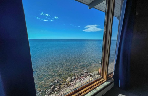 Tofte House | Spring House - Lake Superior - Tofte, MN