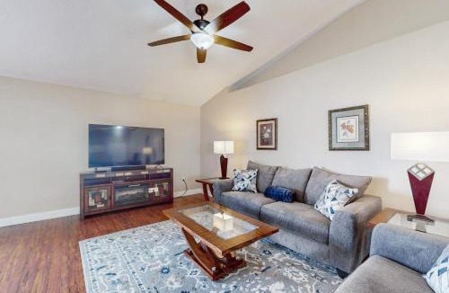 Spring Hill House | Spring Leisure
